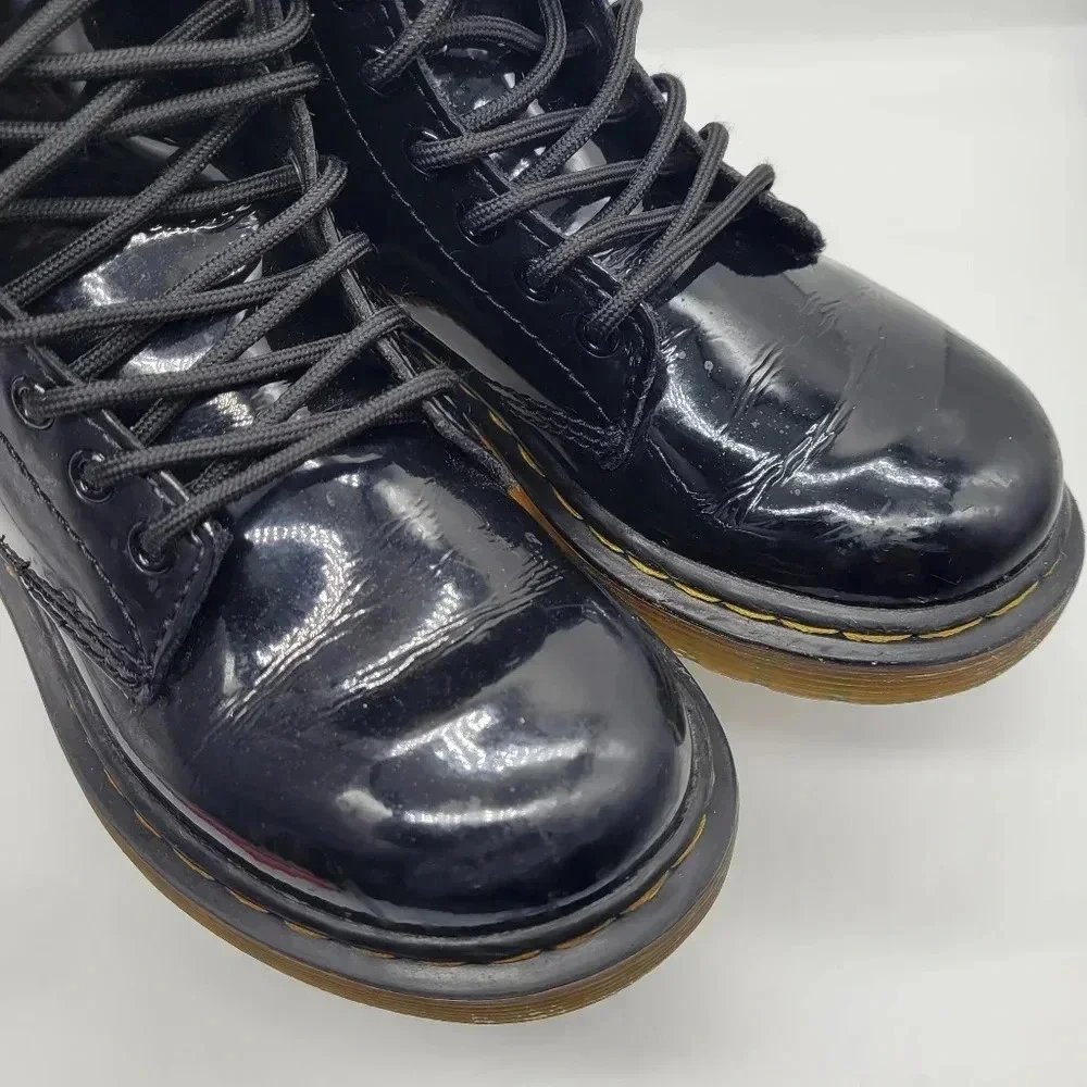 Dr. Martens pre loved